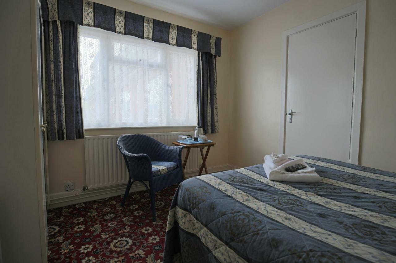 Laguna Hotel Bornemouth Extérieur photo